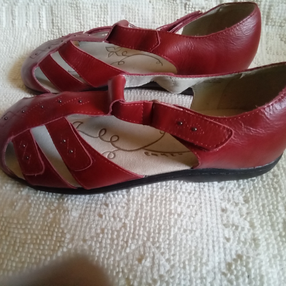 Propet Women's Red Leather Sandals